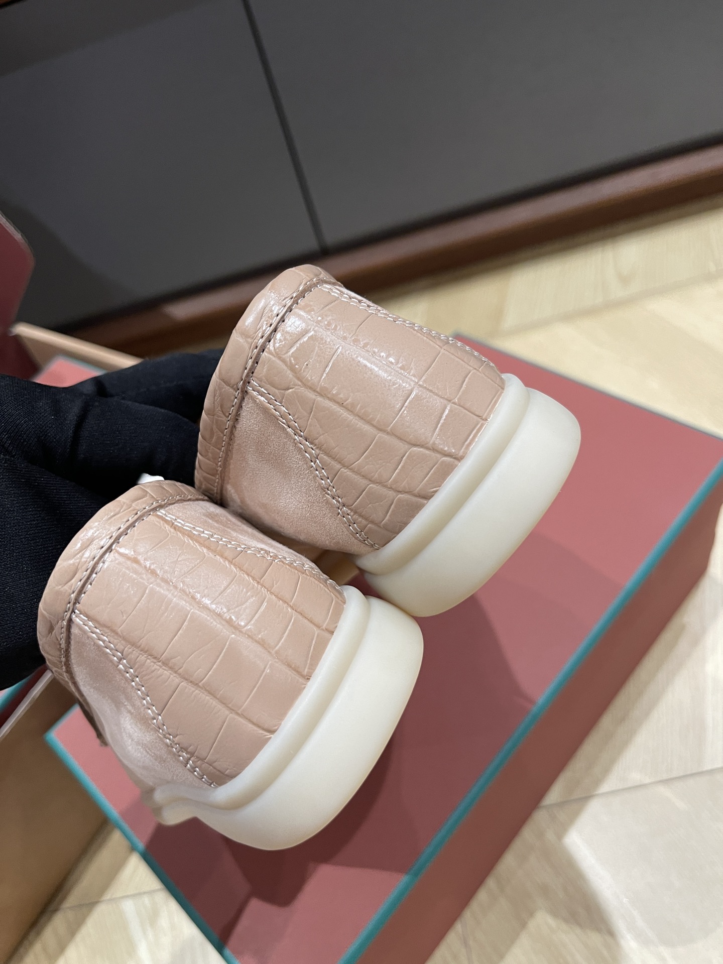 Loro Pi*ana Crocodile Loafers(EU35-42)