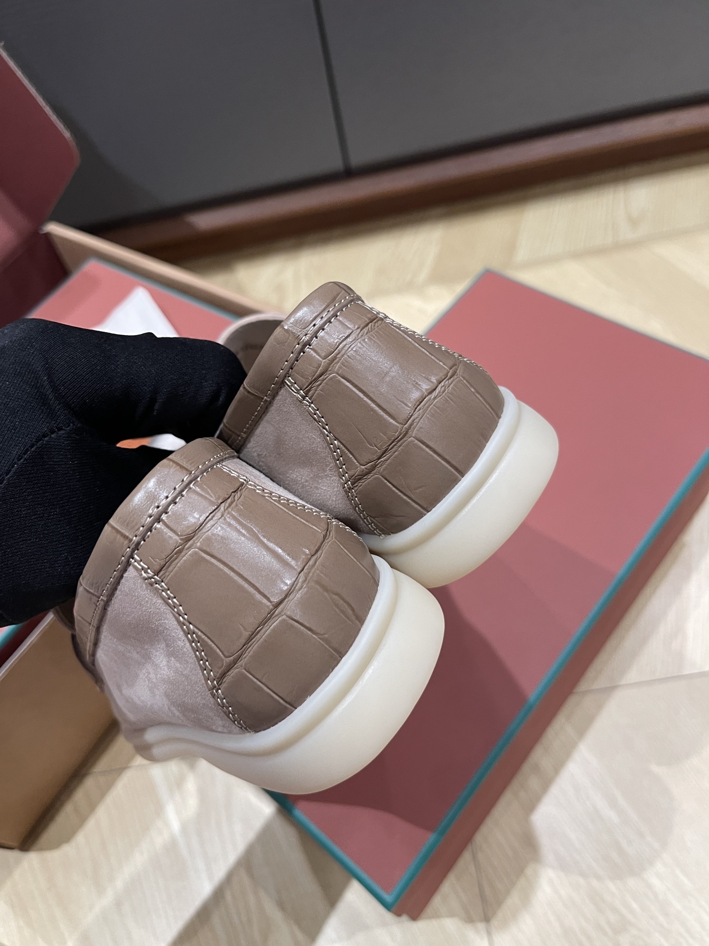 Loro Pi*ana Crocodile Loafers(EU35-42)