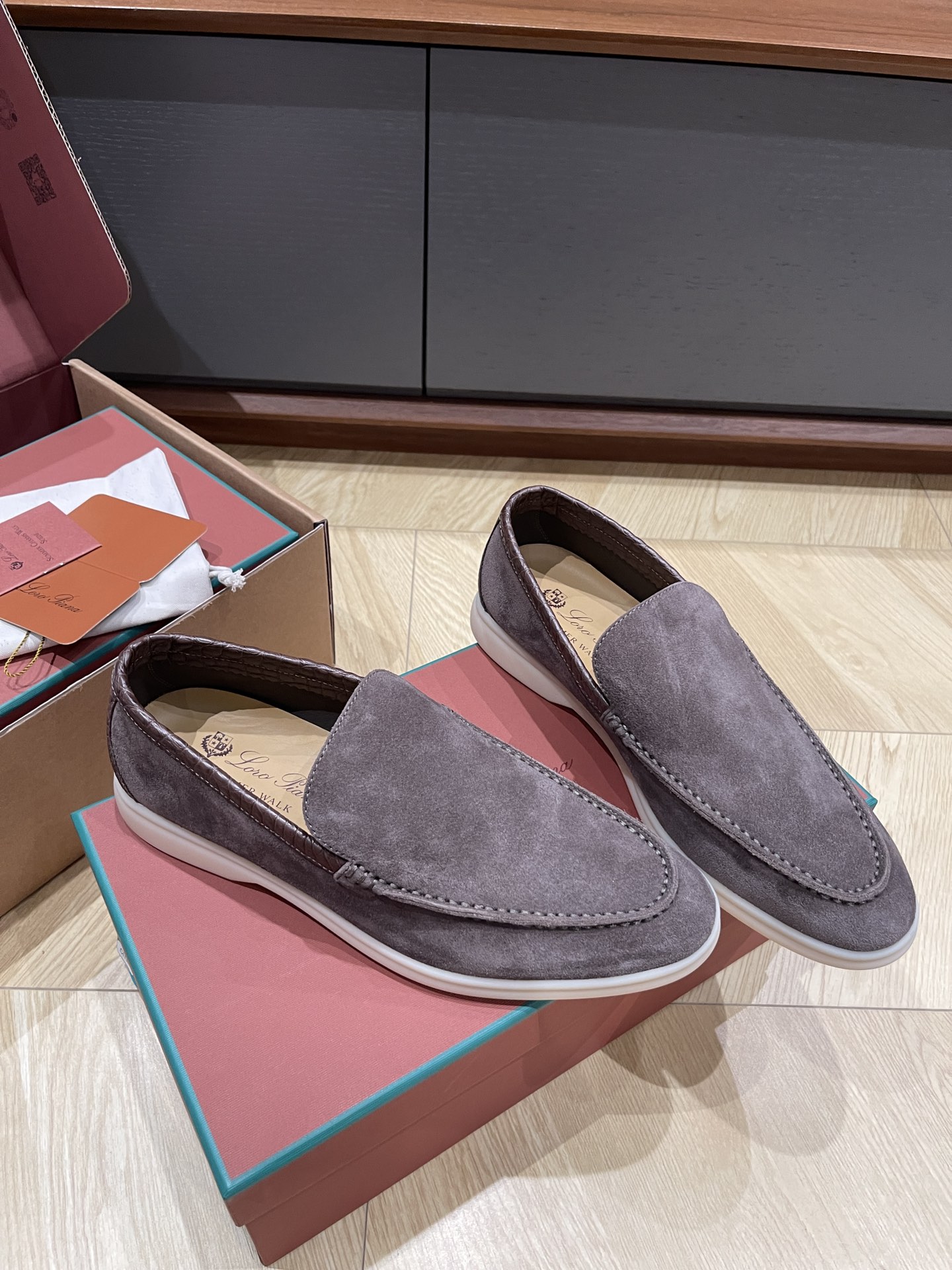 Loro Pi*ana Crocodile Loafers(EU38-46)