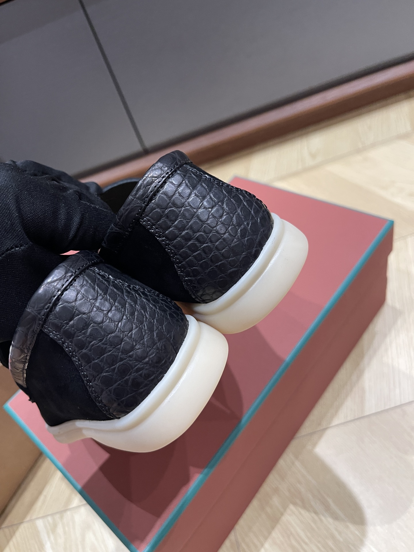 Loro Pi*ana Crocodile Loafers(EU35-42)