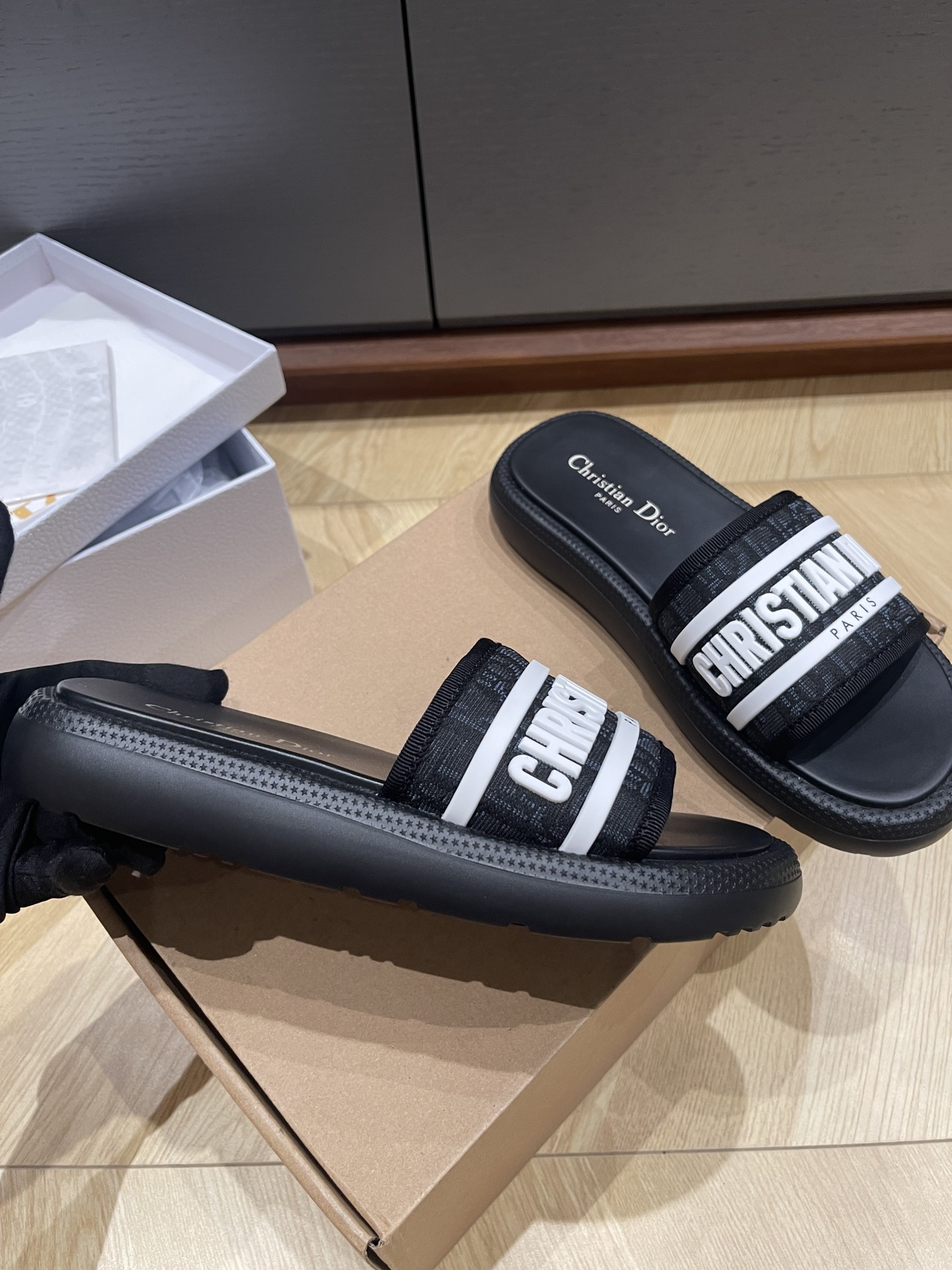 Dio* 25SS Slides-(EU34-41)