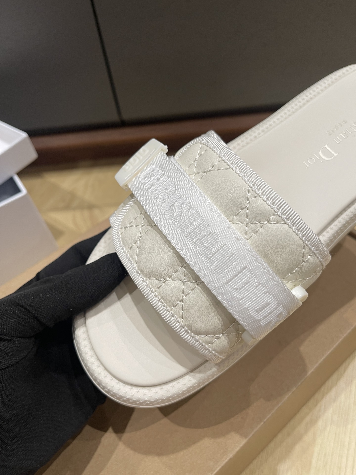 Dio* 25SS Slides-(EU34-41)