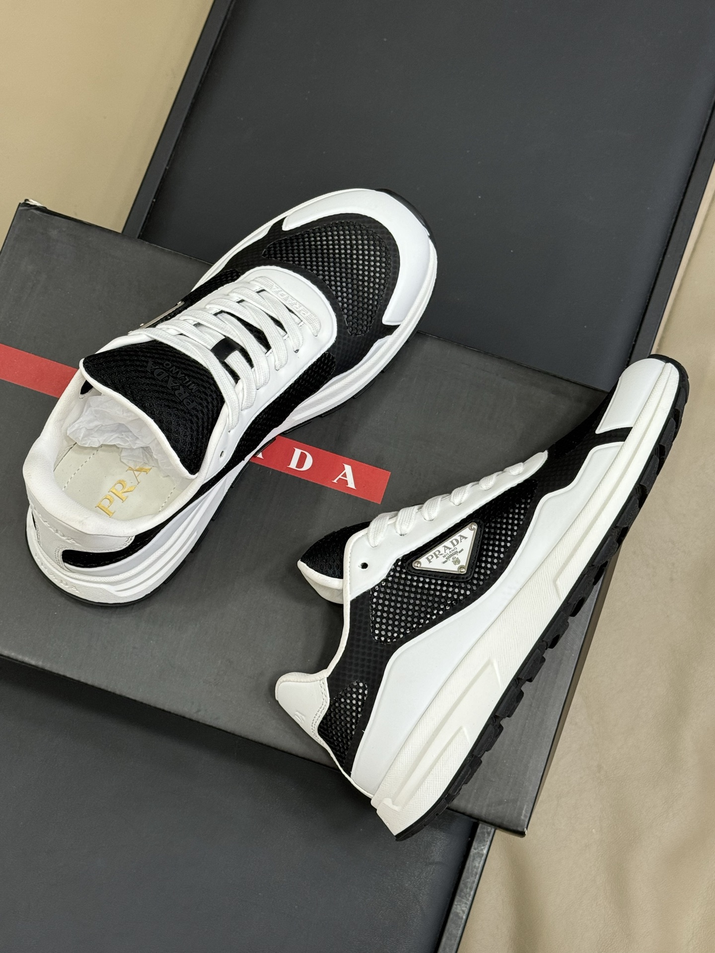 Pr*da Sneaker(EU39-46)