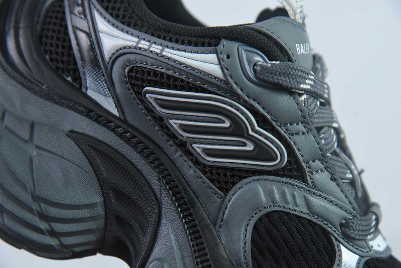 Balenciaga Phantom Sneaker 6XL