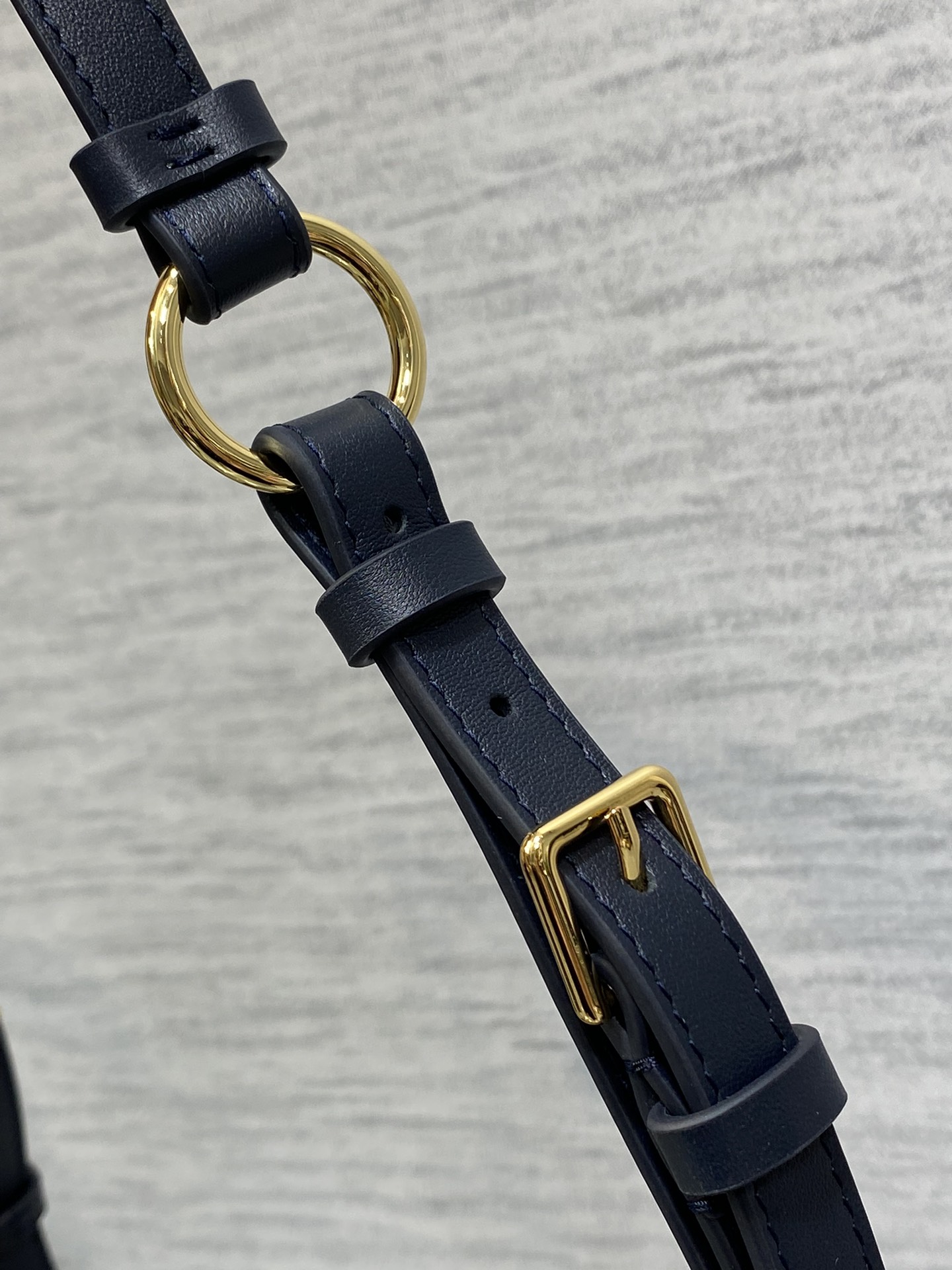 Dio* 30 Montaigne Cigale Bag(26*12*7CM)