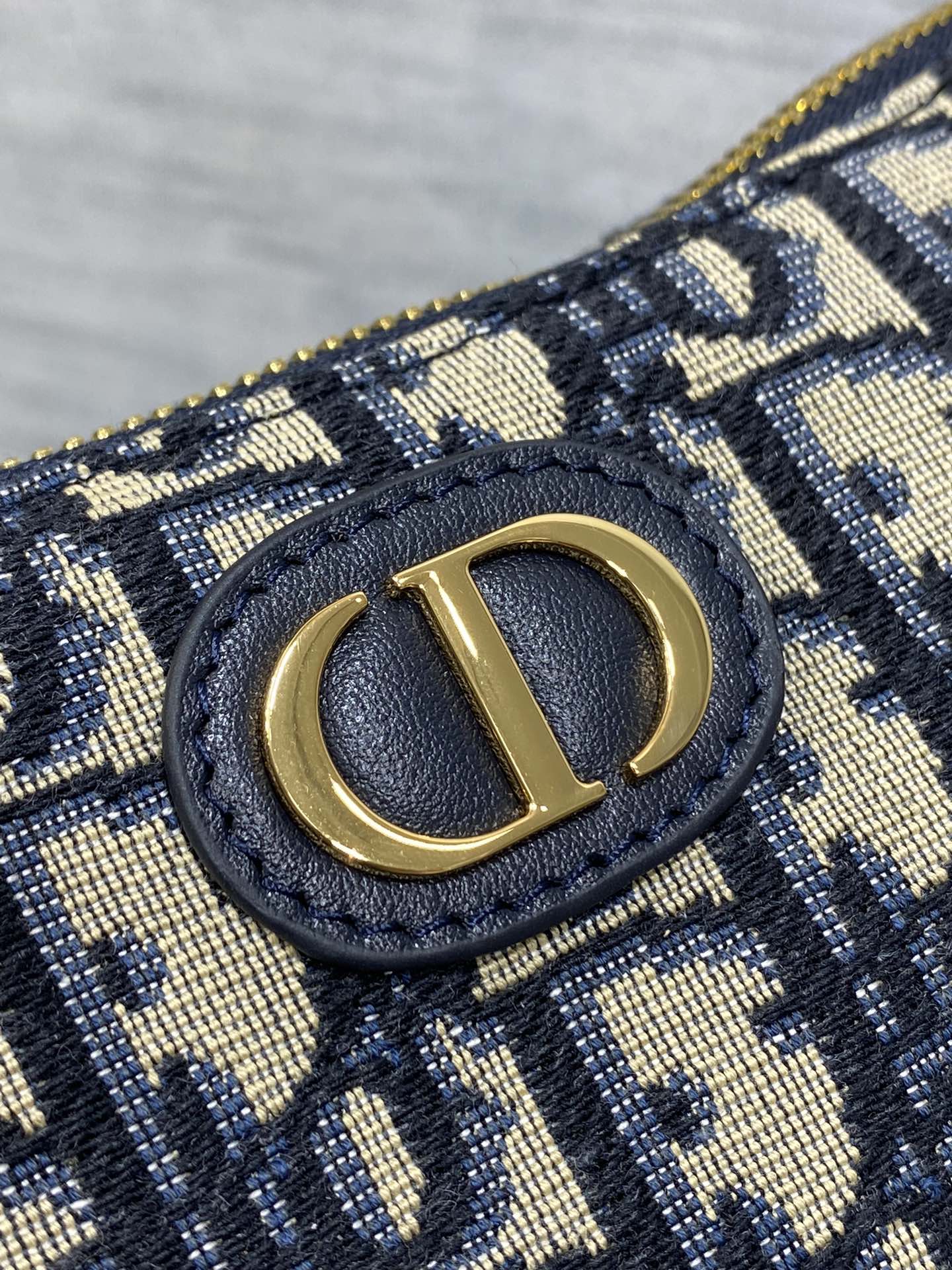 Dio* 30 Montaigne Cigale Bag(26*12*7CM)