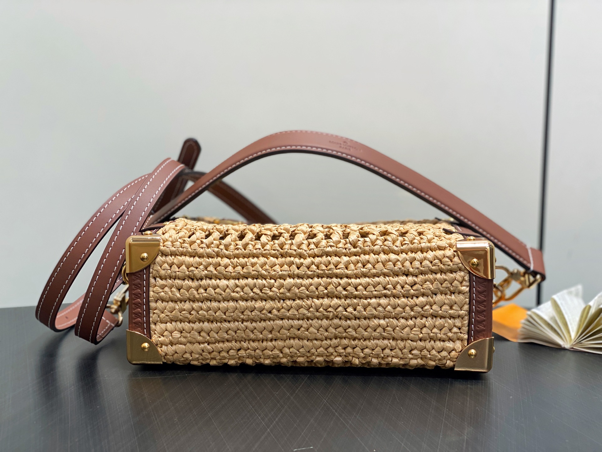 Louis Vuitton Side Trunk Bag (23.5 x 16.0 x 8.5CM)