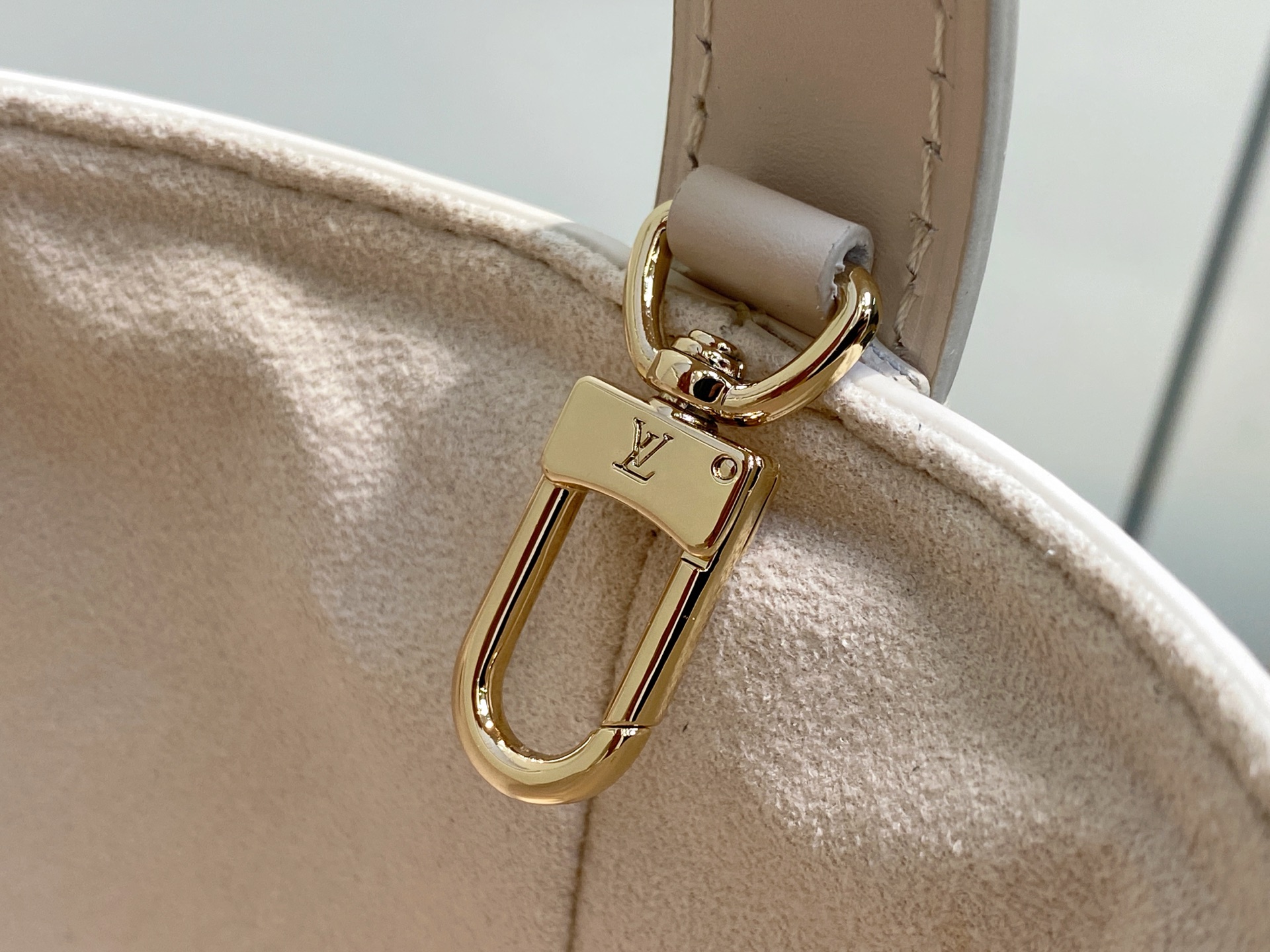 Lou*is Vuitton All In BB Bag (18 x 12 x 16CM)