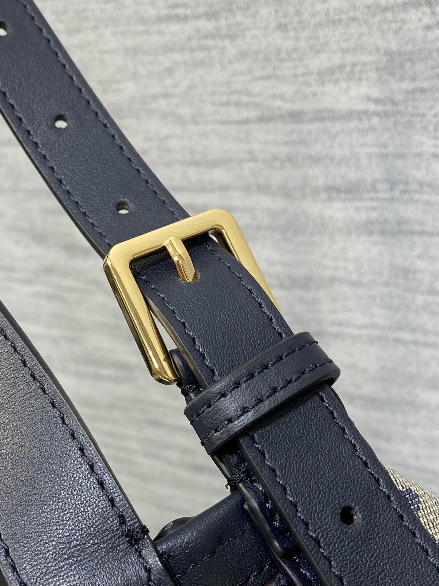 Dio* Journey Hobo Bag(25.5*14.5*14CM)