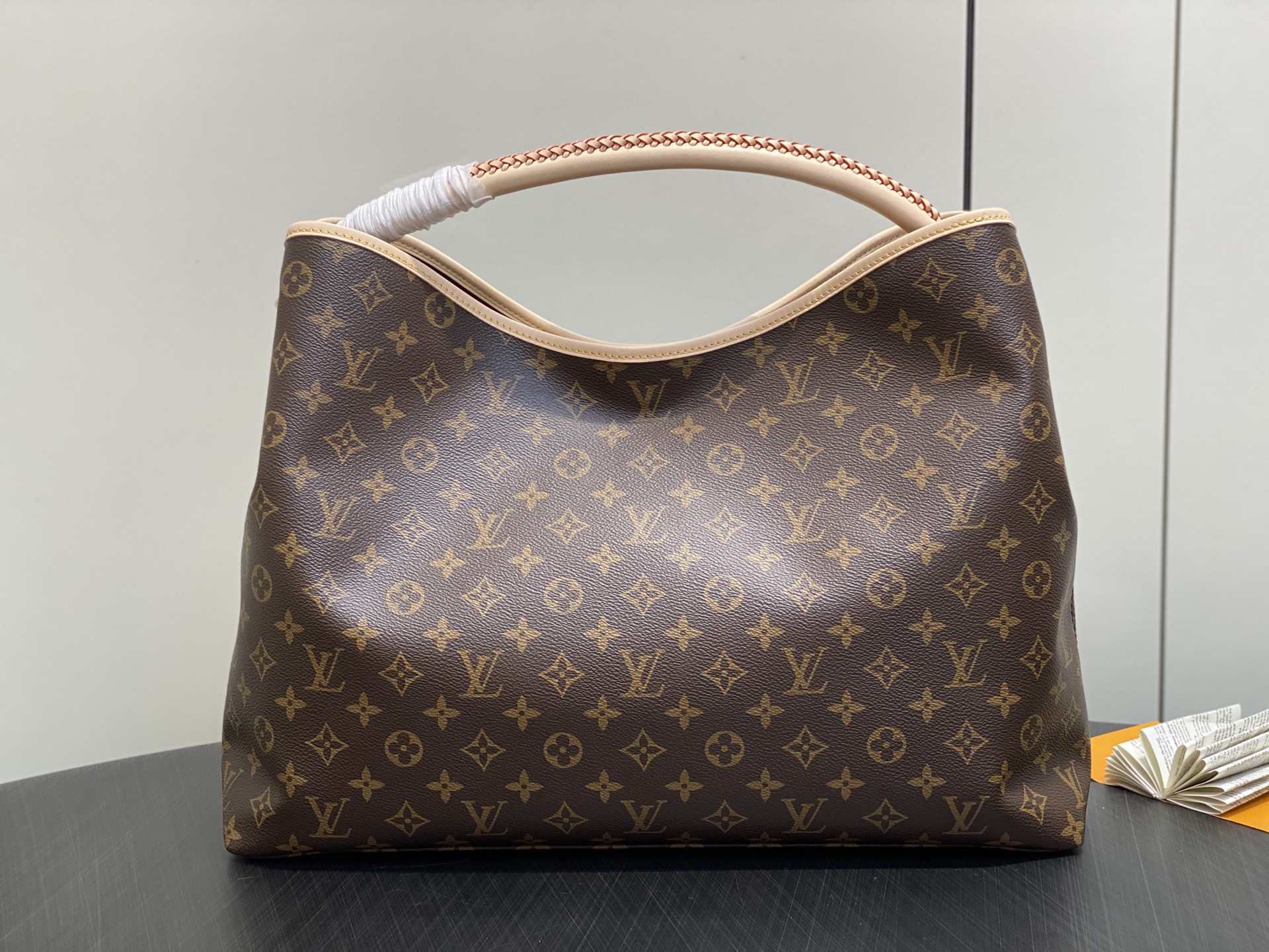 Lou*is Vuitton Sac Again Bag (53x30x15.5CM)