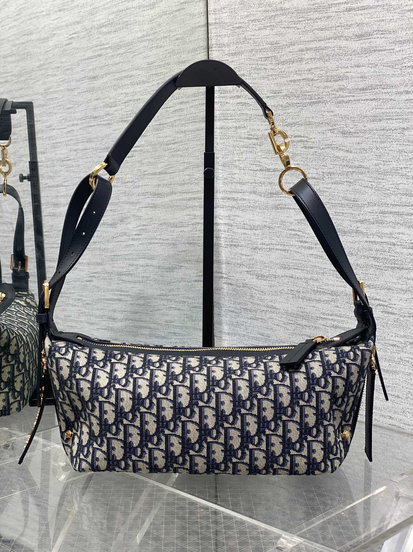 Dio* Journey Hobo Bag(25.5*14.5*14CM)