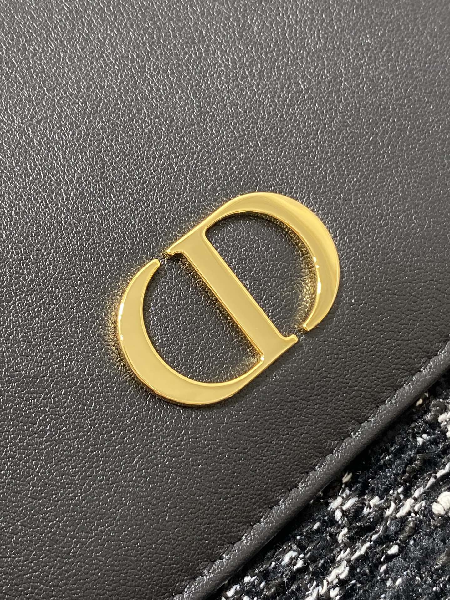 Dio* 30 Montaigne Cigale Bag(26*12*7CM)