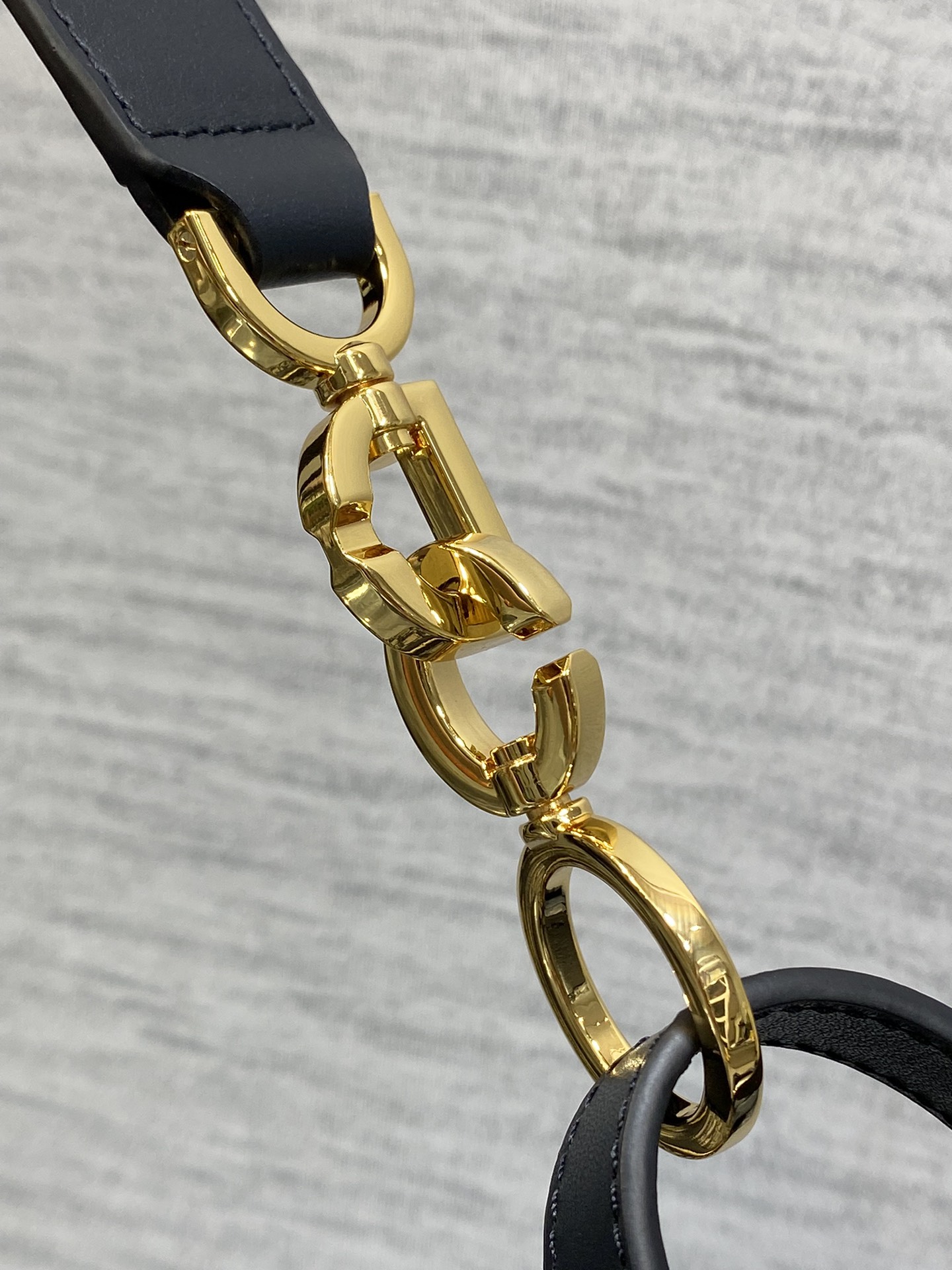 Dio* Medium Journey Bag(33*16*15CM)