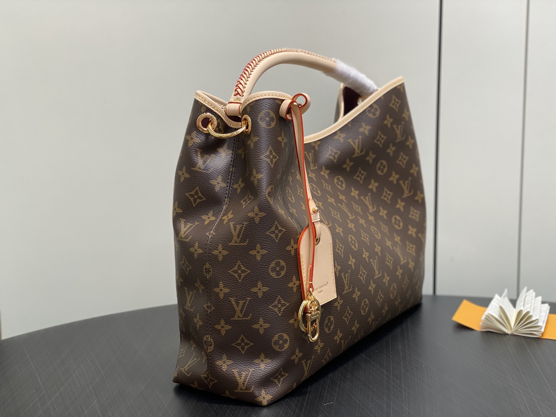 Lou*is Vuitton Sac Again Bag (53x30x15.5CM)