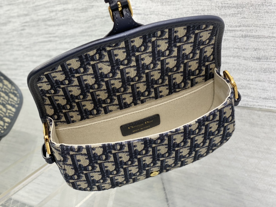 Dio* Bobby East-West Bag(21*5*12CM)