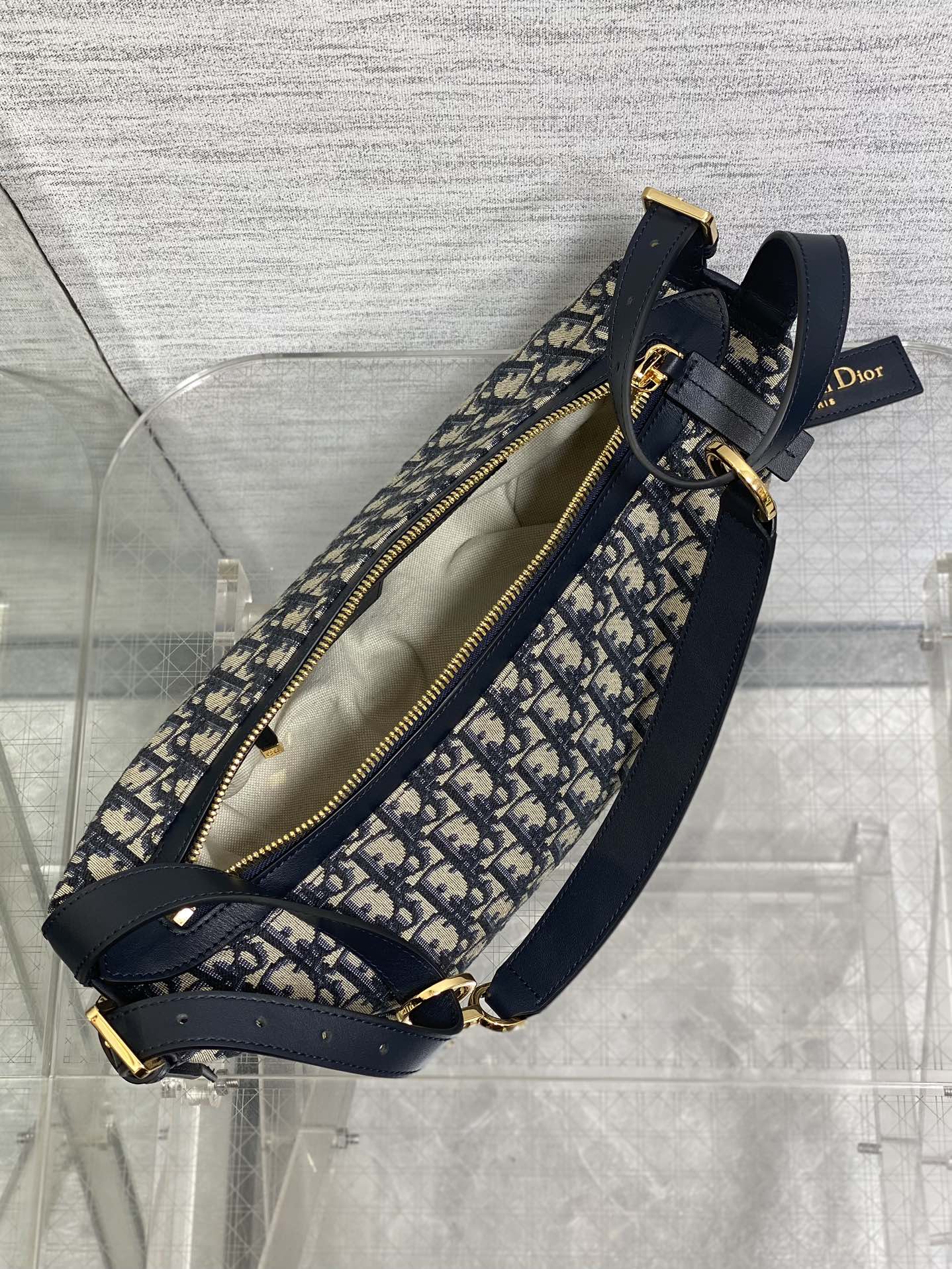 Dio* Journey Hobo Bag(25.5*14.5*14CM)