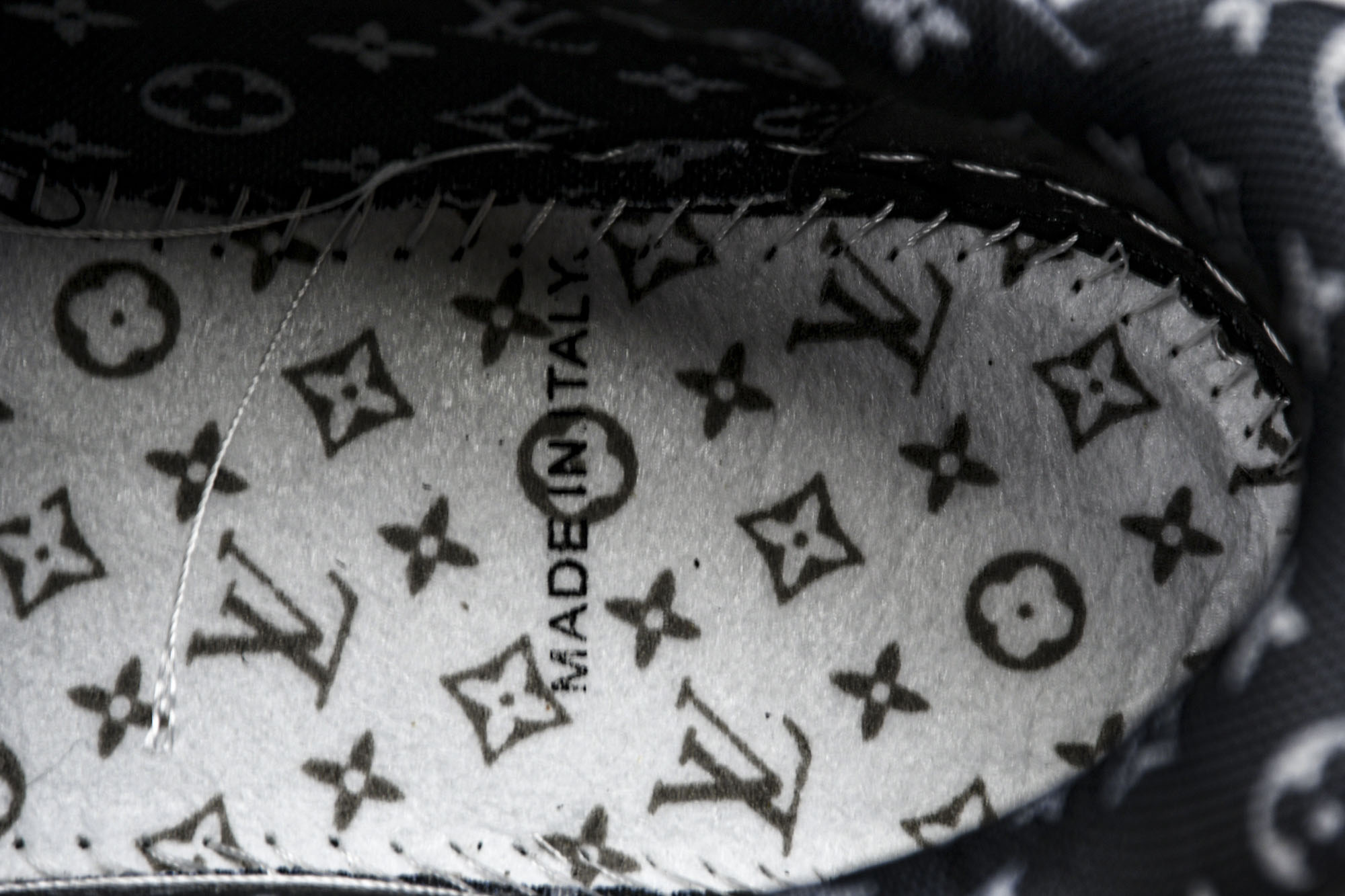 Lo*uis Vu*itton Trainer Sneakers(EU35-46)