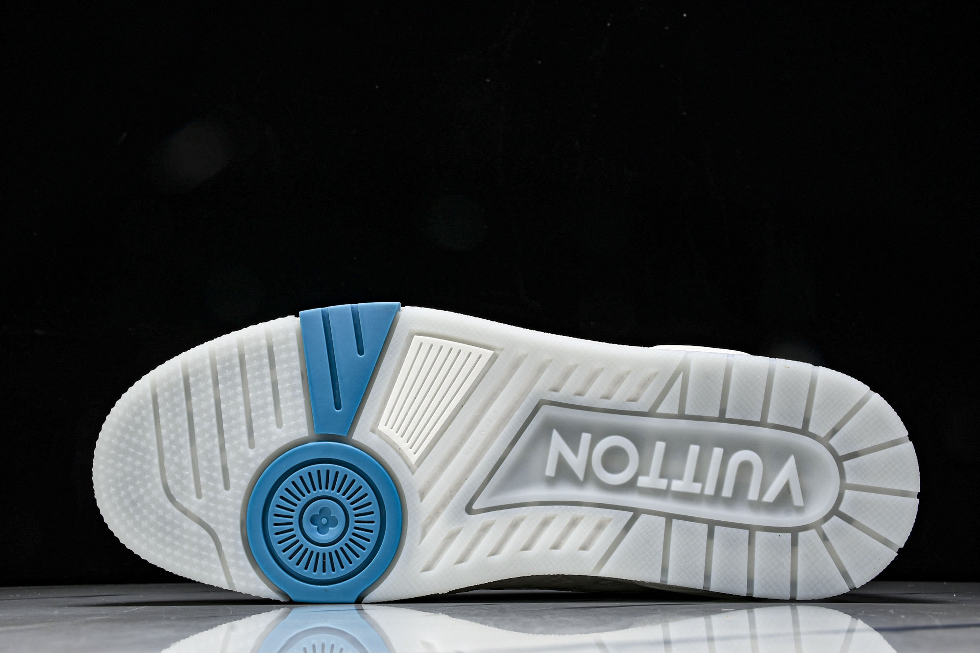 Lo*uis Vu*itton Trainer Sneakers(EU35-46)