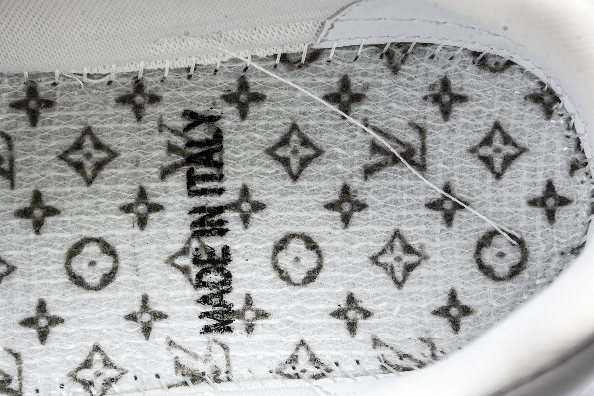 Lo*uis Vu*itton Trainer Sneakers(EU35-46)