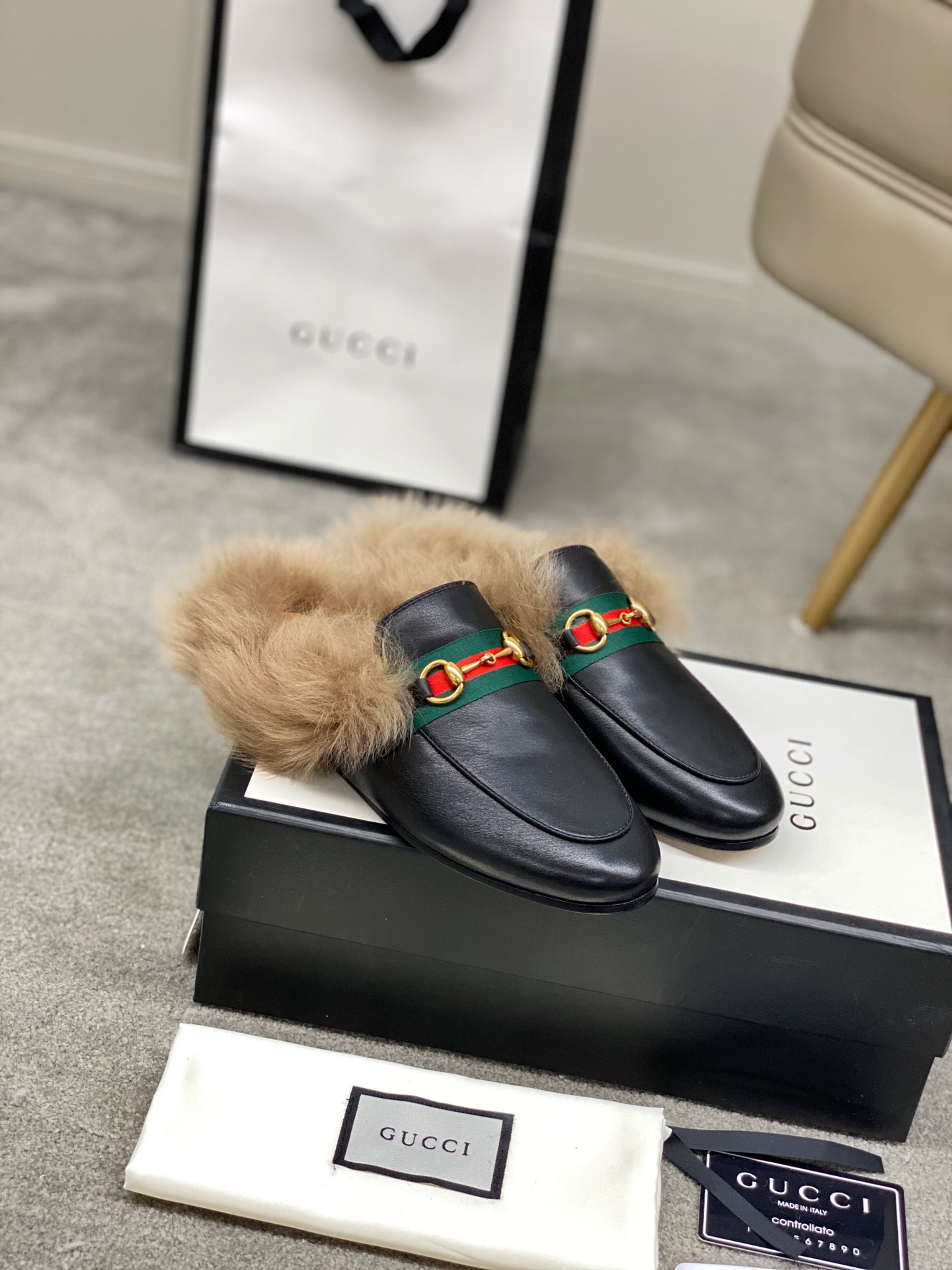 Guc*ci Loafers(EU35-42)