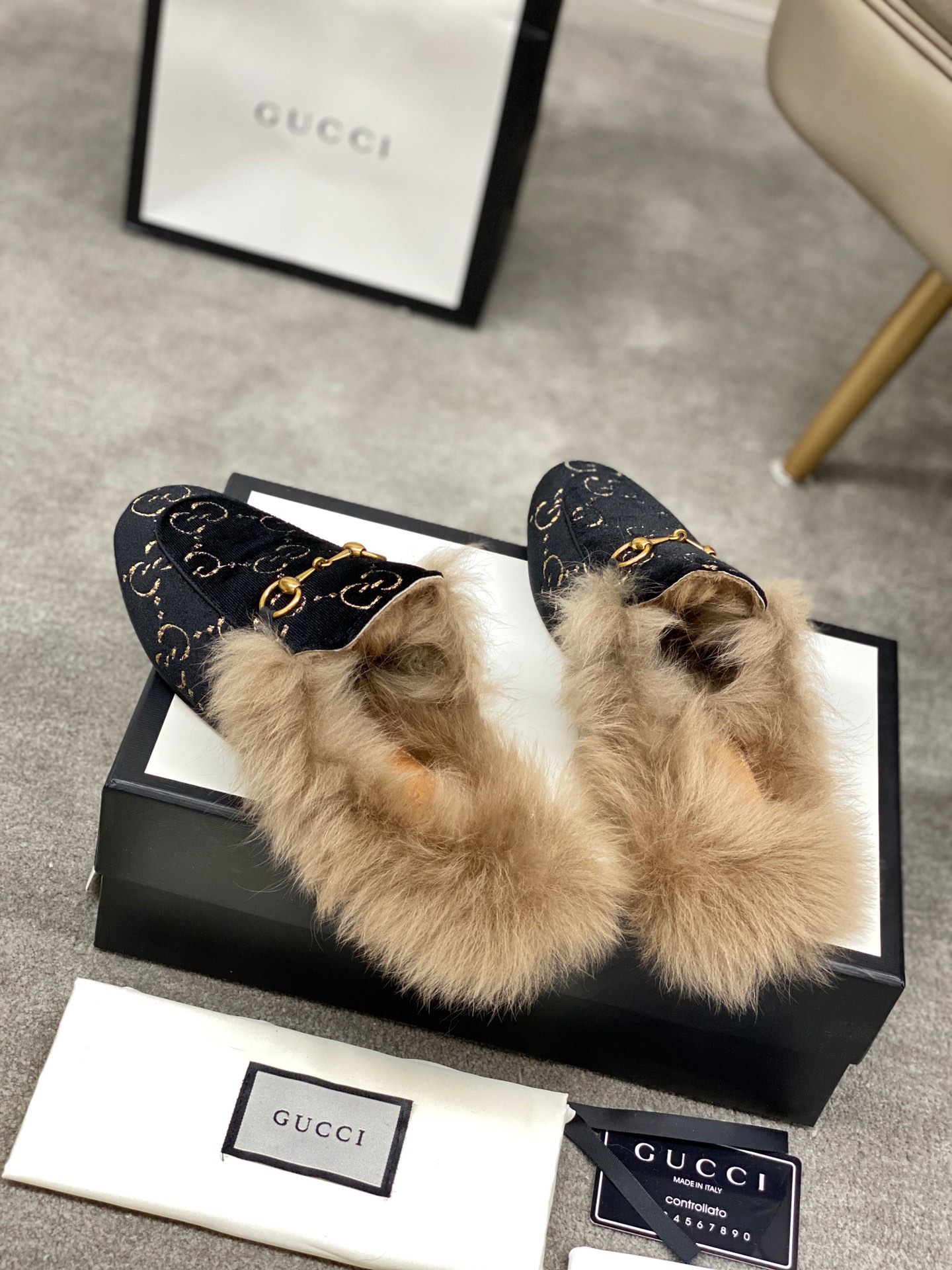 Guc*ci Loafers(EU35-42)