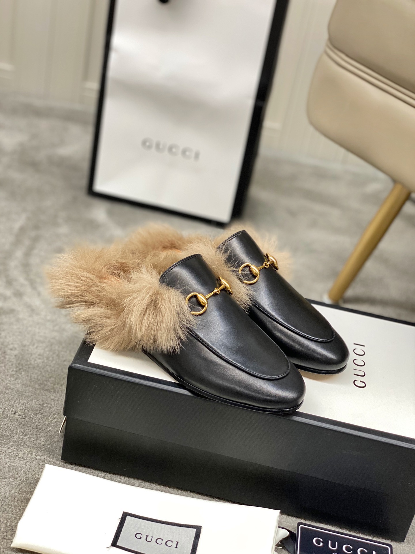 Guc*ci Loafers(EU35-42)