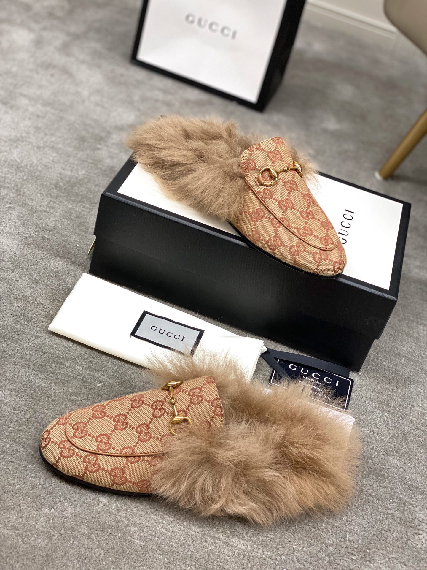 Guc*ci Loafers(EU35-42)