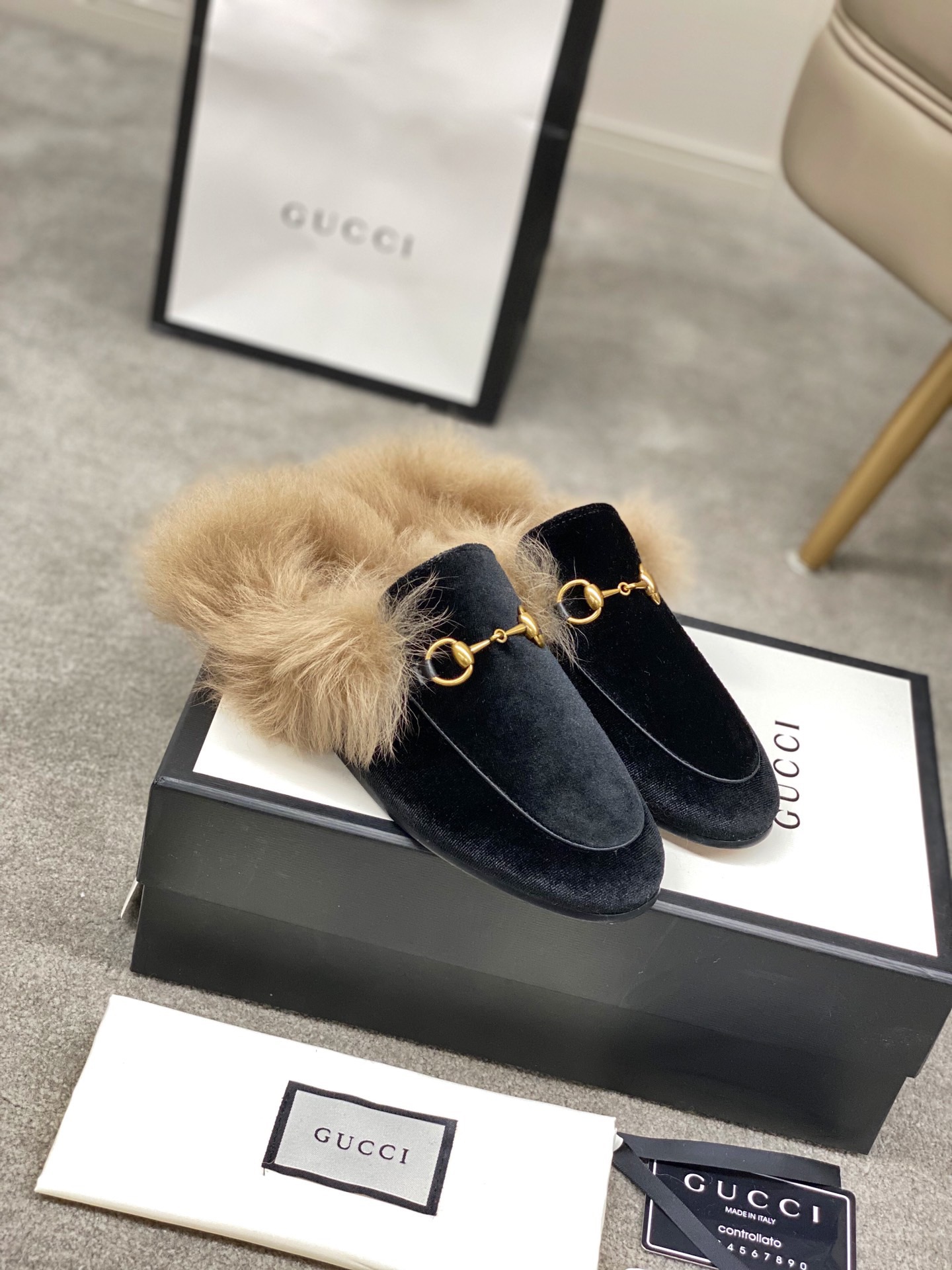 Guc*ci Loafers(EU35-42)