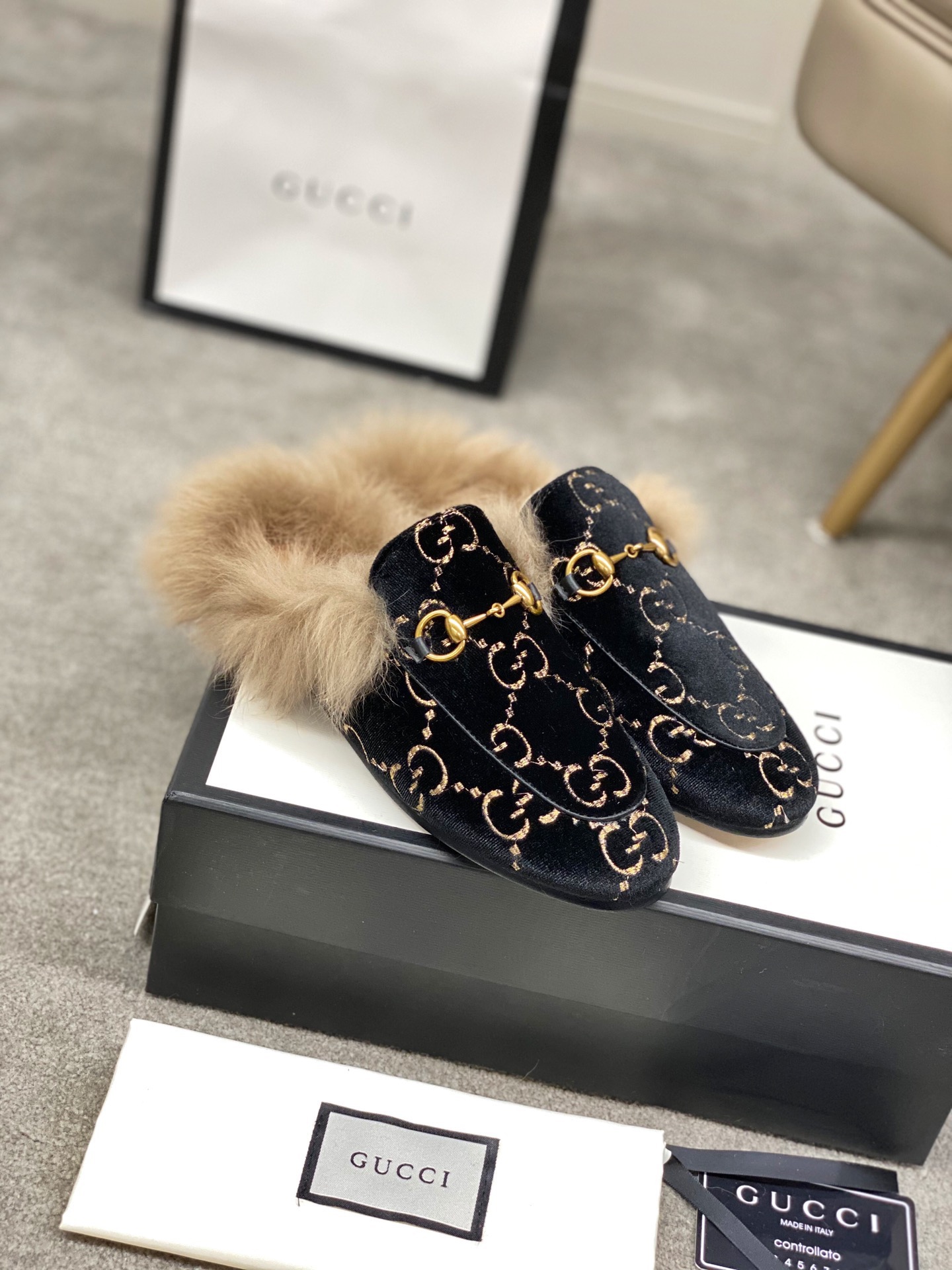 Guc*ci Loafers(EU35-42)