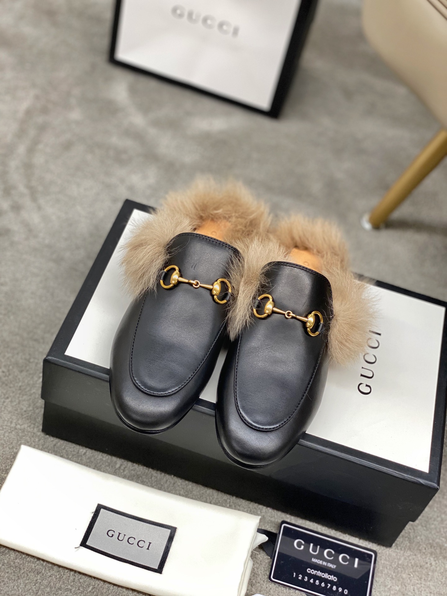 Guc*ci Loafers(EU35-42)