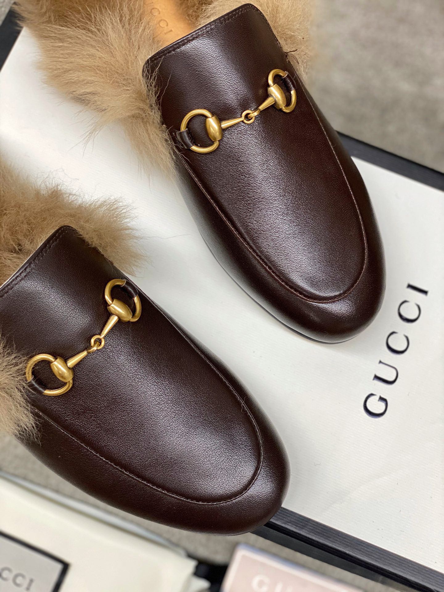 Guc*ci Loafers(EU35-42)