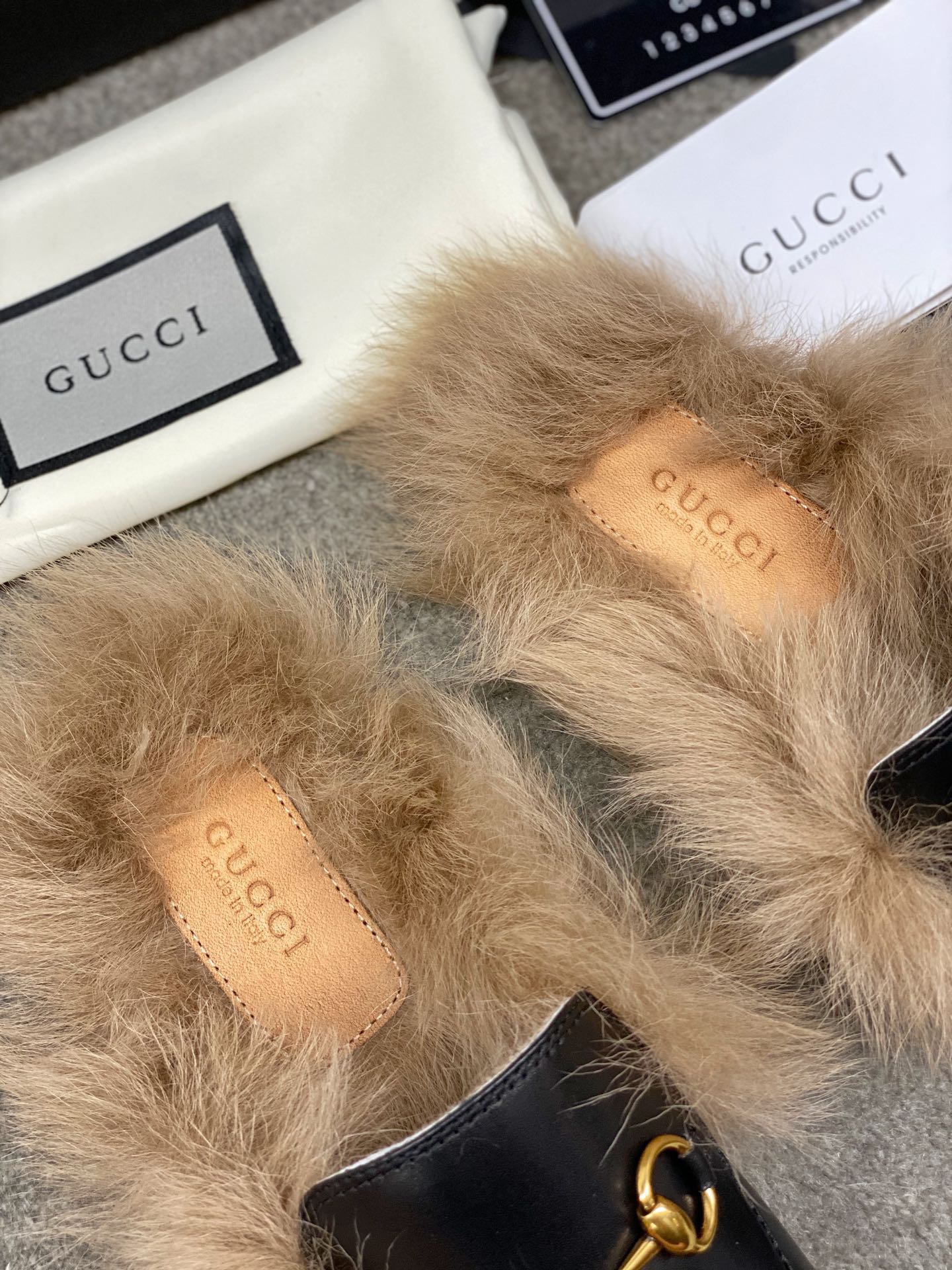 Guc*ci Loafers(EU35-42)