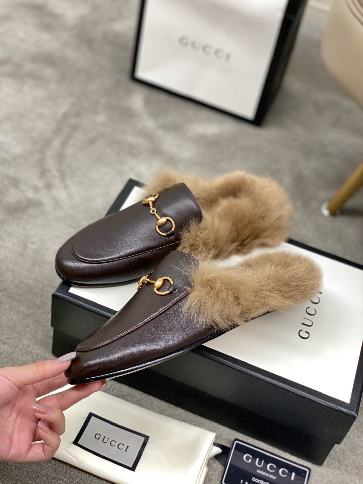 Guc*ci Loafers(EU35-42)