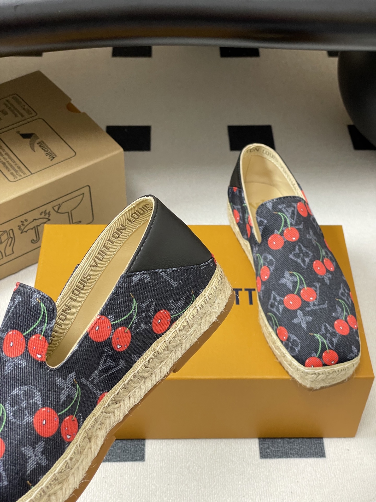 Louis Vu*tton Espadrille Flats(EU35-41)