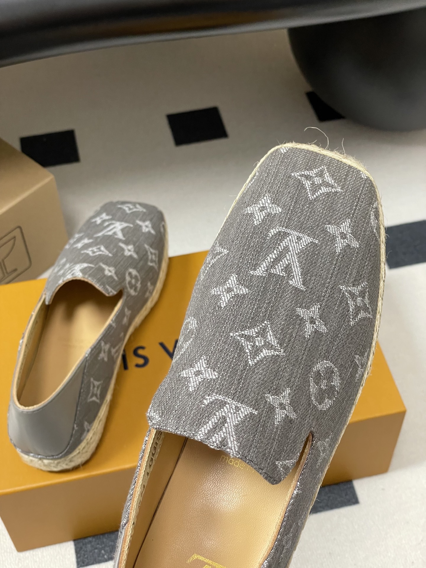 Louis Vu*tton Espadrille Flats(EU35-41)