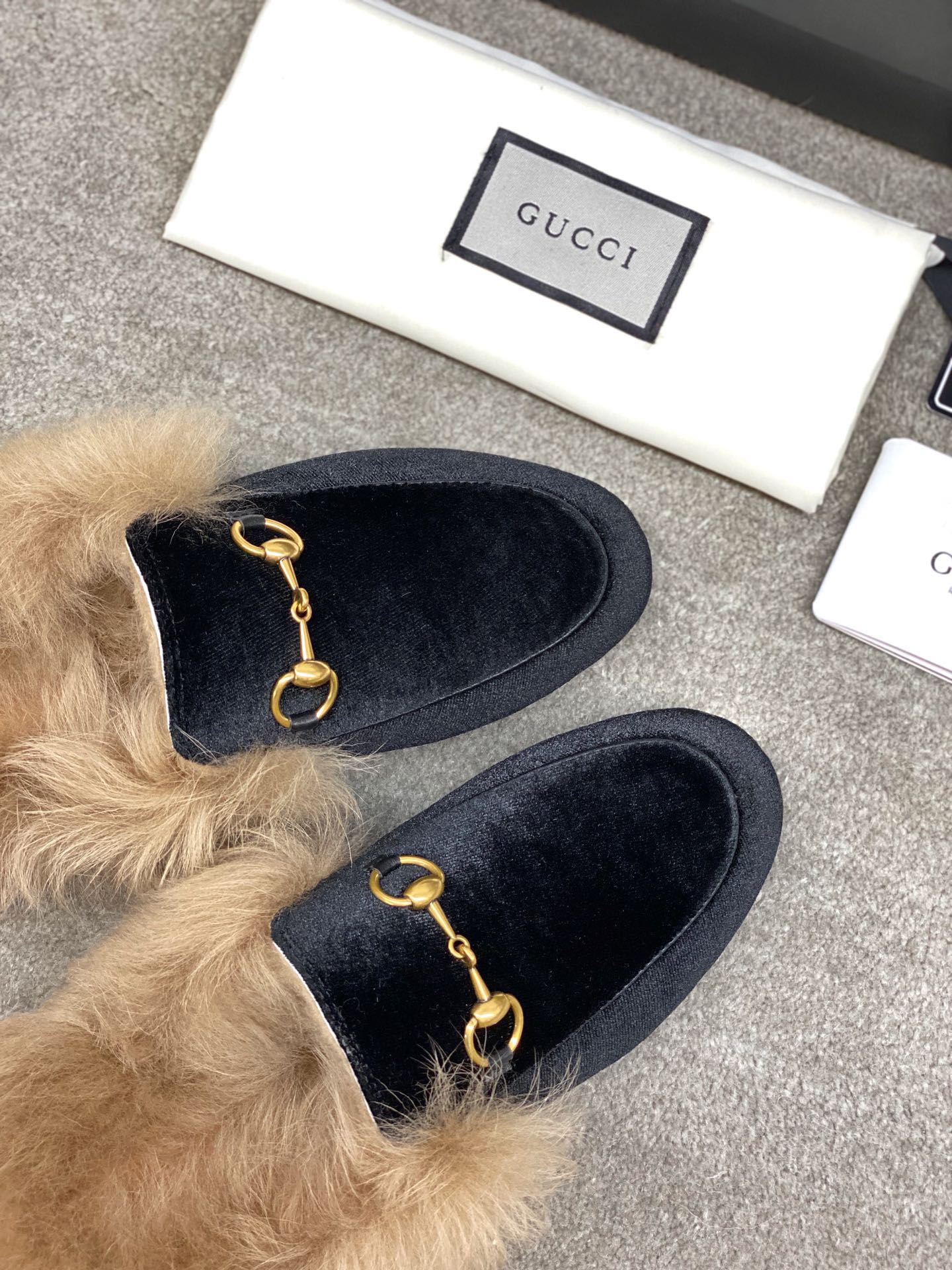 Guc*ci Loafers(EU35-42)