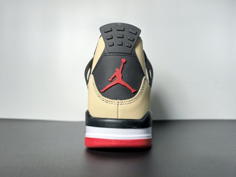 AIR JORDAN 4 RETRO UNI (Pizza) IH2094-200