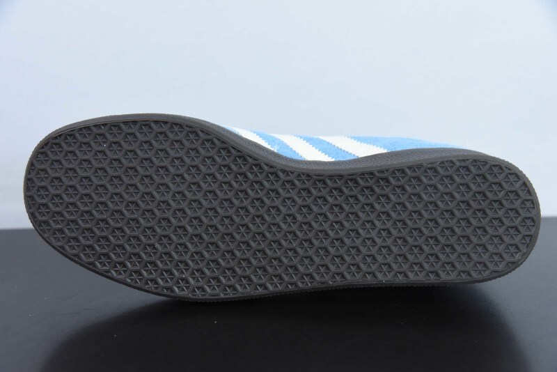 Adidas Gazelle ID6104 Shoes