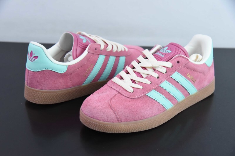 Adidas Gazelle IH5015 Shoes