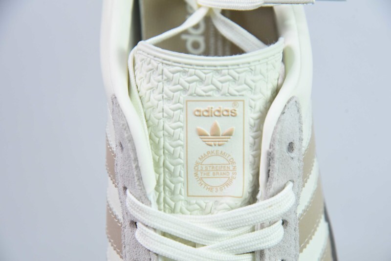 Adidas Gazelle IH0376 Shoes