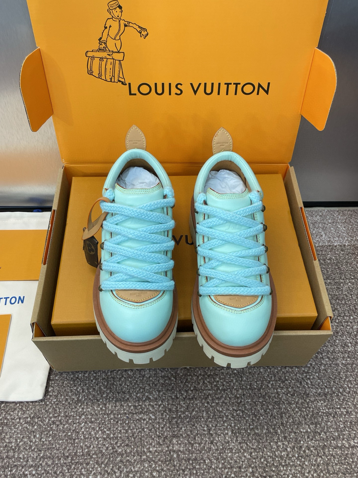 Lo*uis Vu*itton Sneakers(EU35-45)