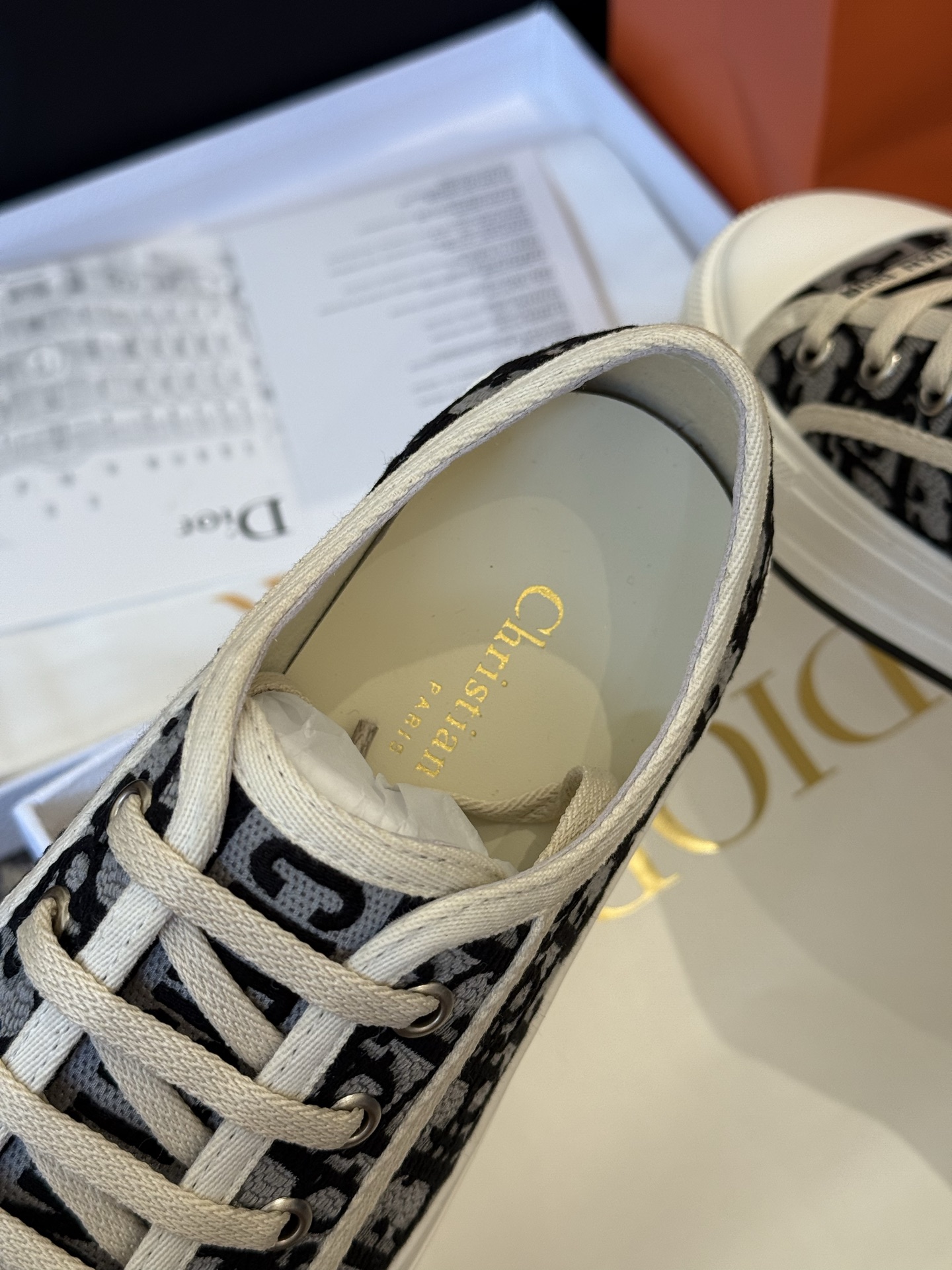 Di0r 25ss Sneaker(EU35-42)