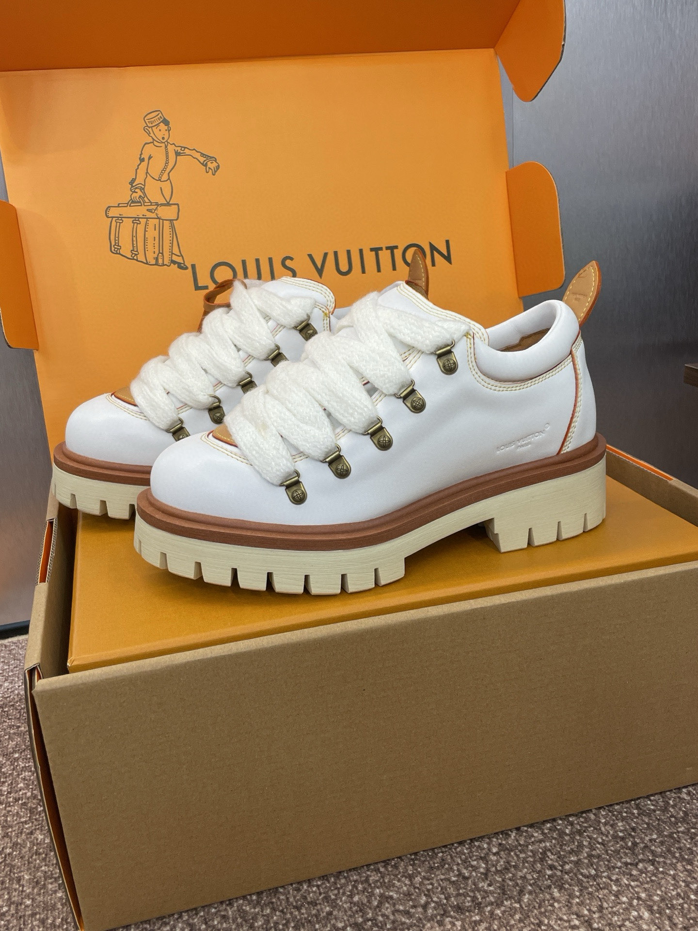 Lo*uis Vu*itton Sneakers(EU35-45)