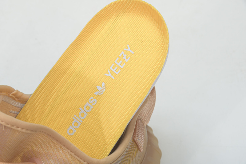 YEEZY 350 BOOST V2 BASF 