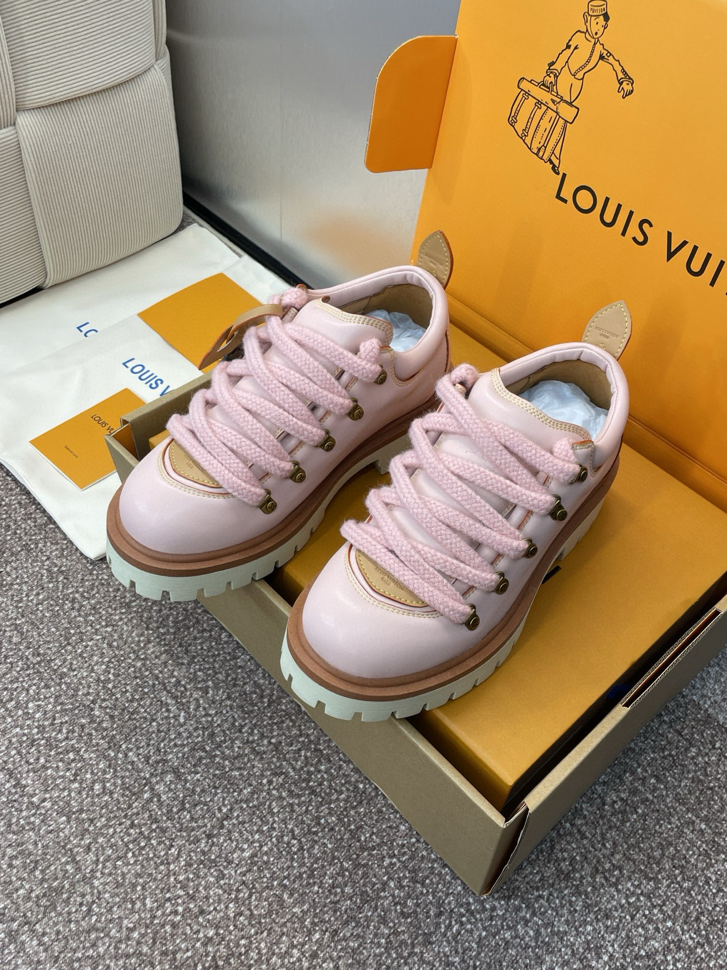 Lo*uis Vu*itton Sneakers(EU35-45)