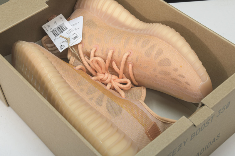 YEEZY 350 BOOST V2 BASF 