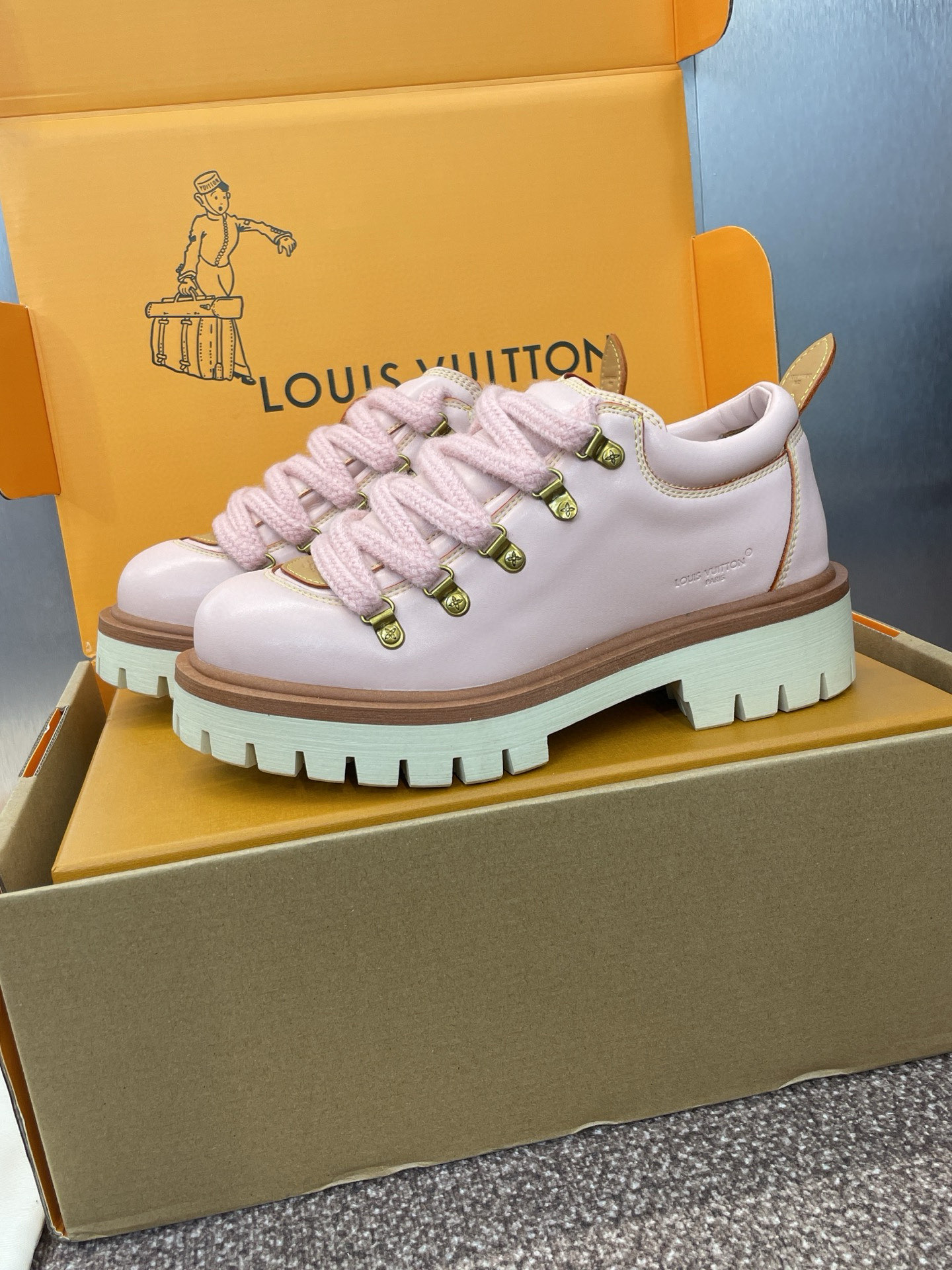 Lo*uis Vu*itton Sneakers(EU35-45)