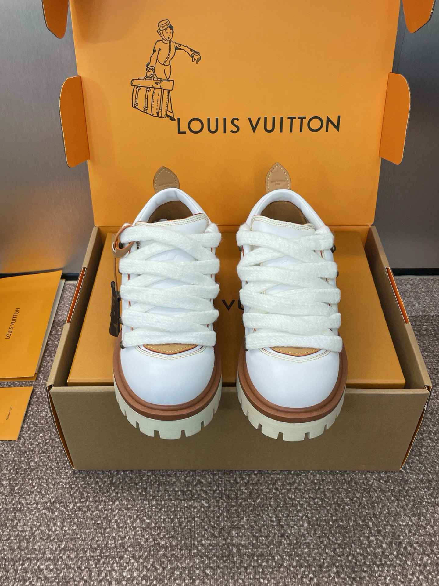 Lo*uis Vu*itton Sneakers(EU35-45)
