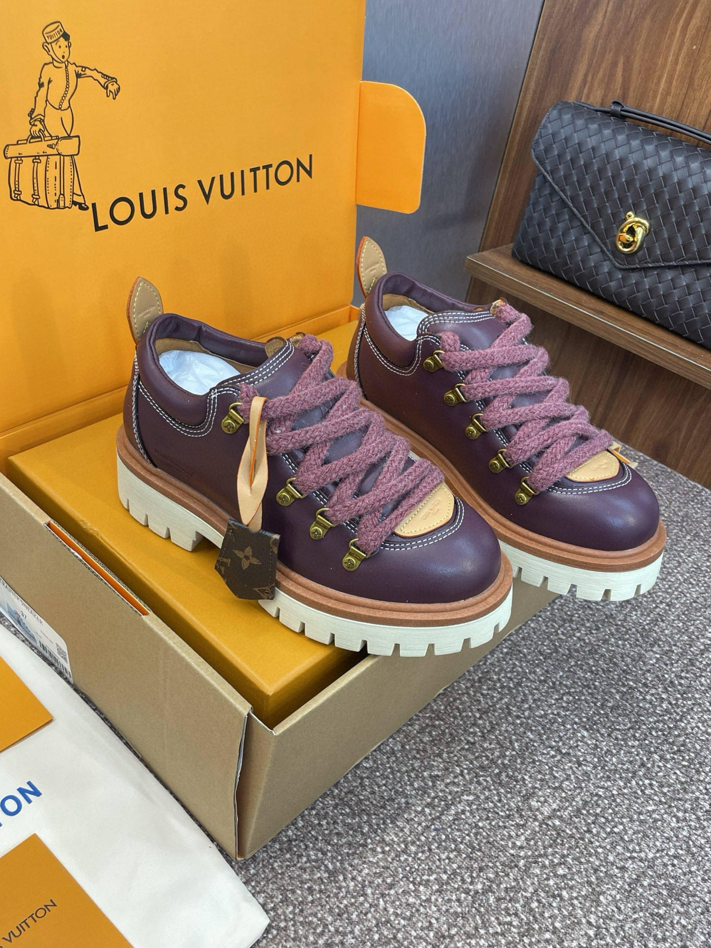 Lo*uis Vu*itton Sneakers(EU35-45)