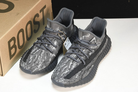 ADIDAS YEEZY 350 V2 ID4811